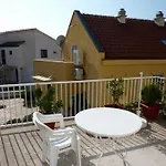In With Sea View, Terrace, Air Conditioning, W-lan 公寓 赫瓦尔