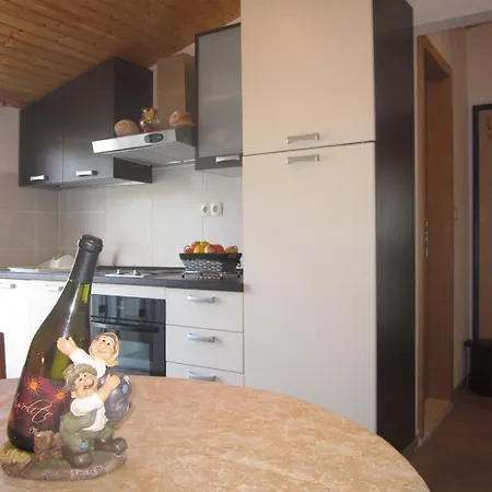 Апартаменты In With Sea View, Terrace, Air Conditioning, W-lan