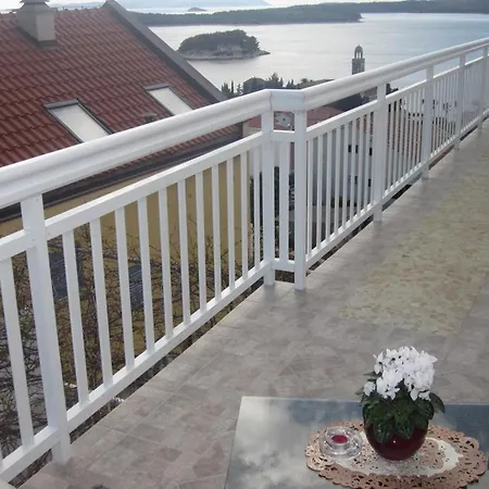 In With Sea View, Terrace, Air Conditioning, W-lan شقة *