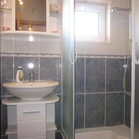 In With Sea View, Terrace, Air Conditioning, W-lan Хвар