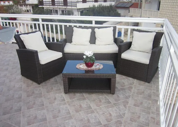 Apartment In With Sea View, Terrace, Air Conditioning, W-lan Hvar Town