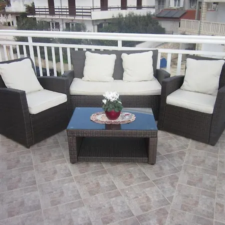 アパート In With Sea View, Terrace, Air Conditioning, W-lan フヴァル