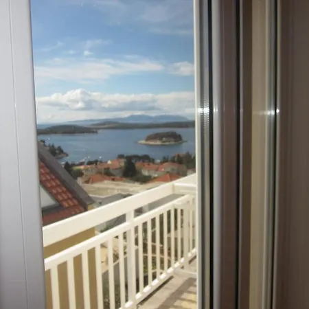 アパート In With Sea View, Terrace, Air Conditioning, W-lan *